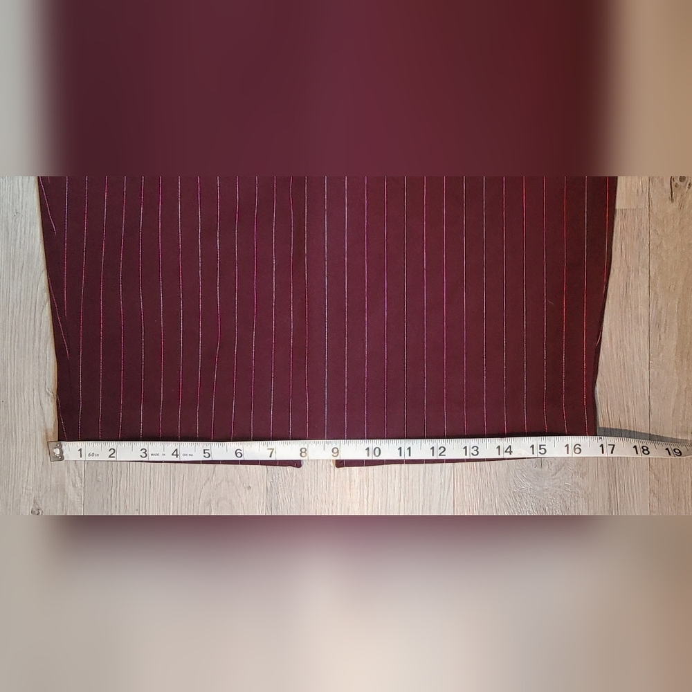 Express Burgundy Pinstripe Skirt, Women's Size 8 - Picture 5 of 11